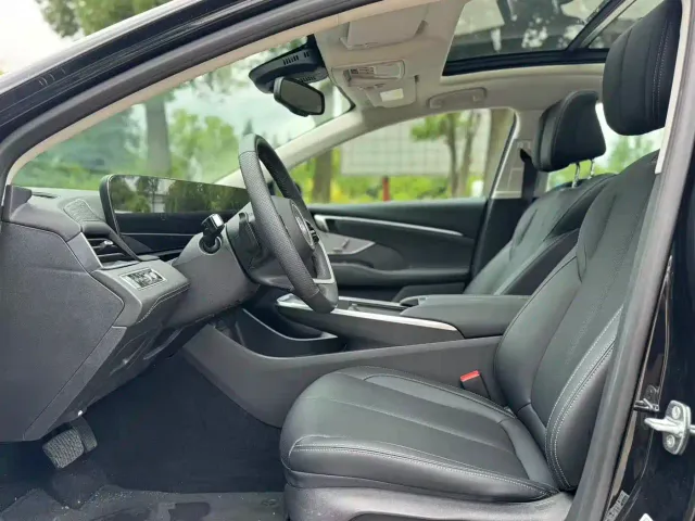Buick LaCrosse — Фото автомобиля 13