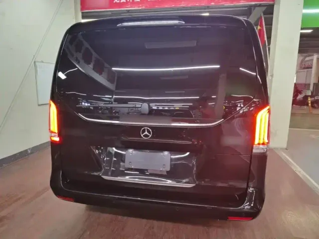 Mercedes-Benz V-Class — Фото автомобиля 5