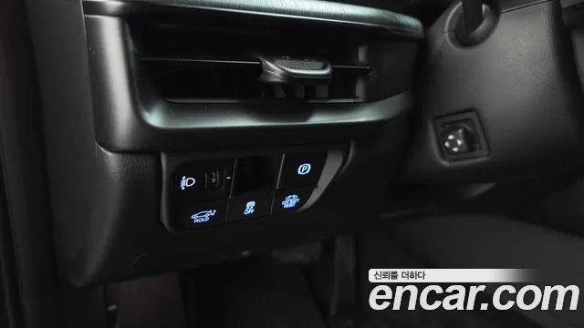Hyundai Grandeur GN7 — Фото автомобиля 28