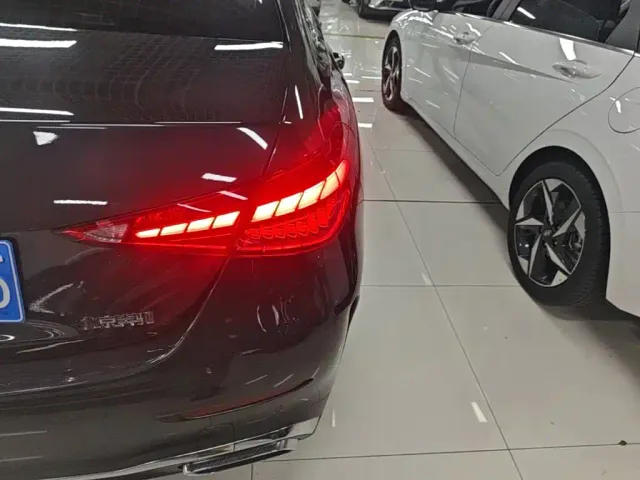 Mercedes-Benz C-Class — Фото автомобиля 7