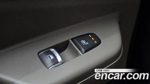 Kia Carnival 4th Gen — Фото автомобиля 30