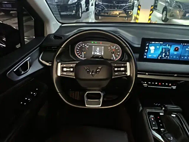 Wuling Jiachen — Фото автомобиля 10