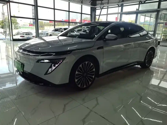 Фотография автомобиля — Nissan N7