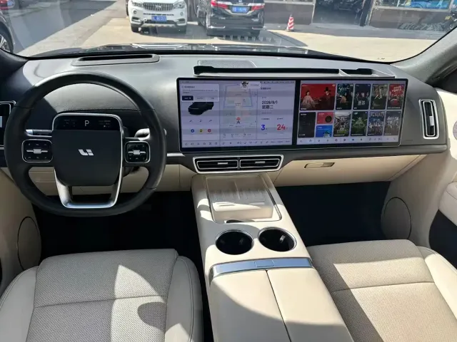 Li Auto L9 — Фото автомобиля 4