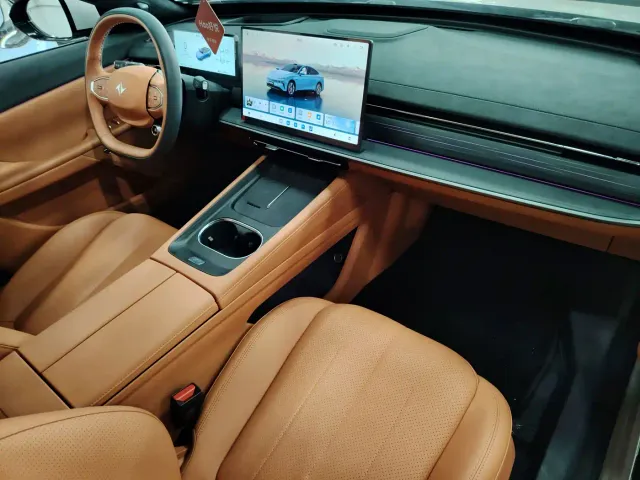 Dongfeng eπ 007 — Фото автомобиля 15