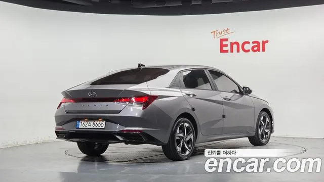 Hyundai Avante — Фото автомобиля 2
