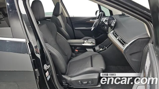 BMW 2-Series — Фото автомобиля 12