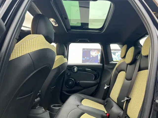 MINI Hatch — Фото автомобиля 20