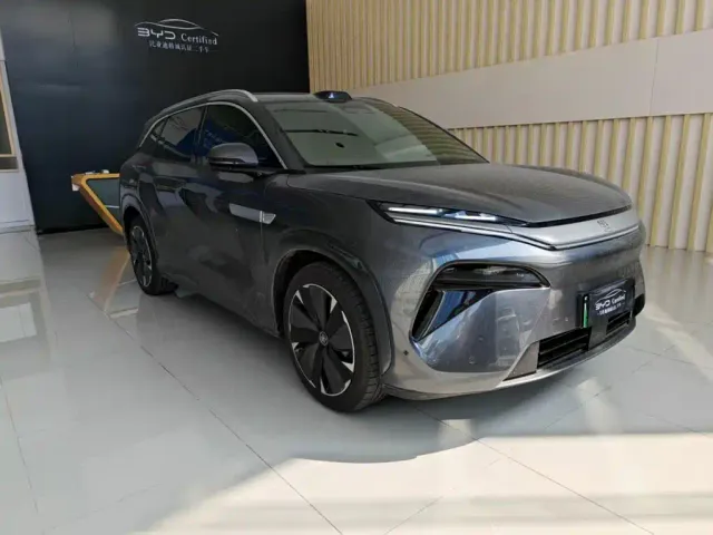 BYD Tang L — Фото автомобиля 3