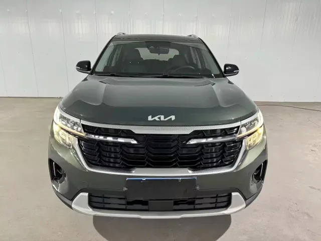 Kia Seltos — Фото автомобиля 3