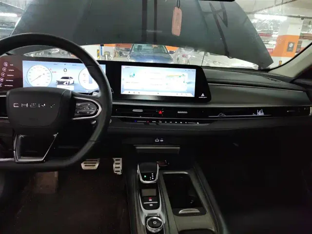 Chery Arrizo 8 — Фото автомобиля 12