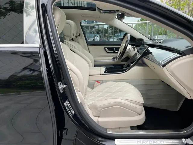 Mercedes-Benz Maybach S-Class — Фото автомобиля 20