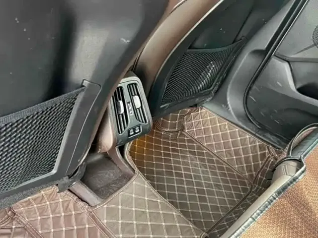 BMW X1 — Фото автомобиля 9