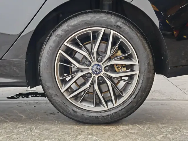 BYD Qin PLUS — Фото автомобиля 9