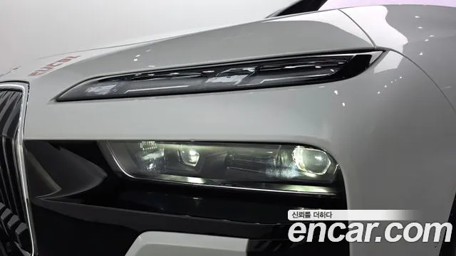 BMW 7-Series 7 серия (G70) 740i xDrive M Sport — Фото автомобиля 22