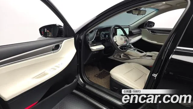 Hyundai Grandeur Новый Grandeur IG — Фото автомобиля 10