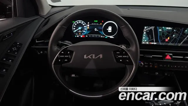 Kia Niro — Фото автомобиля 11