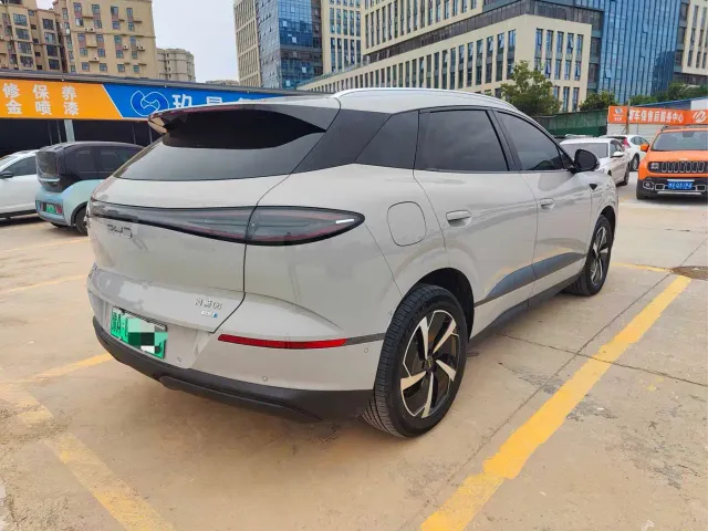 BYD Sealion 06 — Фото автомобиля 16