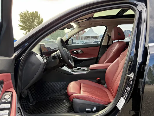 BMW 3 Series — Фото автомобиля 5