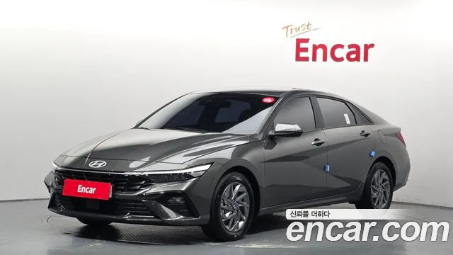 Фотография автомобиля — Hyundai Avante CN7
