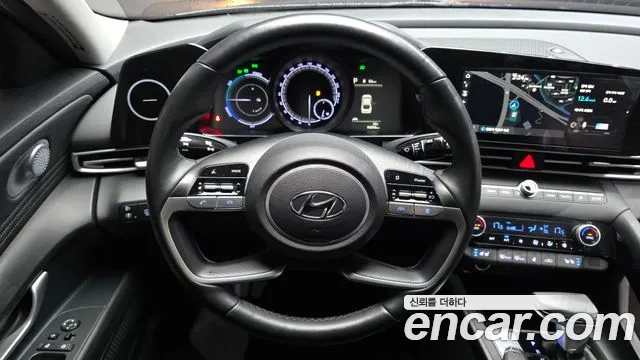 Hyundai Avante CN7 — Фото автомобиля 13