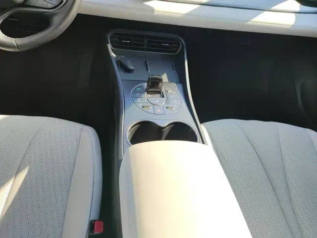 BYD Seal 05 DM-i — Фото автомобиля 16