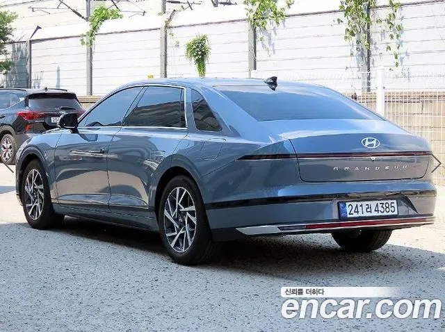Hyundai Grandeur — Фото автомобиля 3