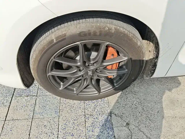 IM Motors LS6 — Фото автомобиля 22