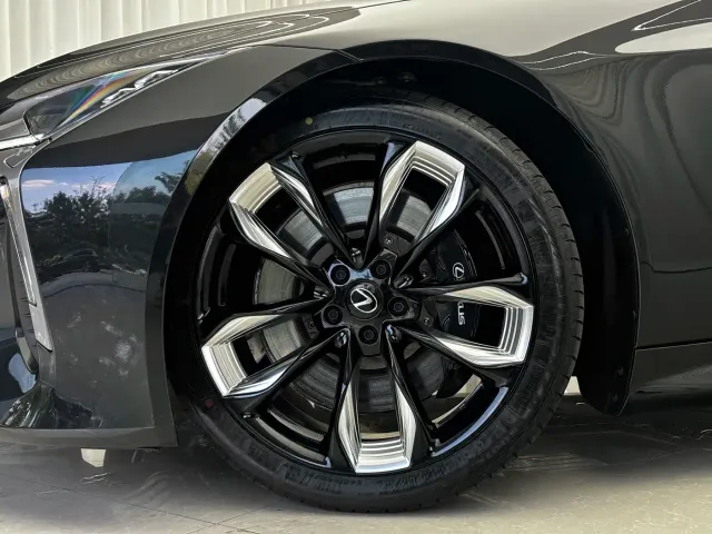 Lexus LC — Фото автомобиля 4