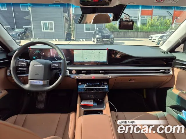 Hyundai Grandeur Grandeur (GN7) 2.5 Бензин 2WD — Фото автомобиля 9