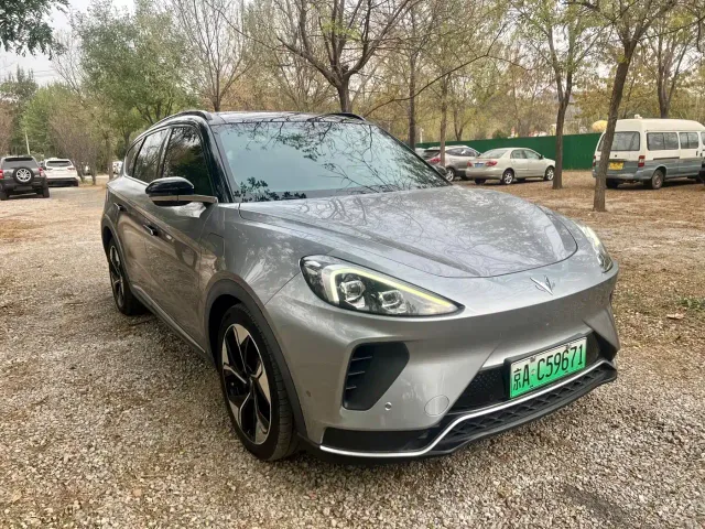 Arcfox Alpha T — Фото автомобиля 3