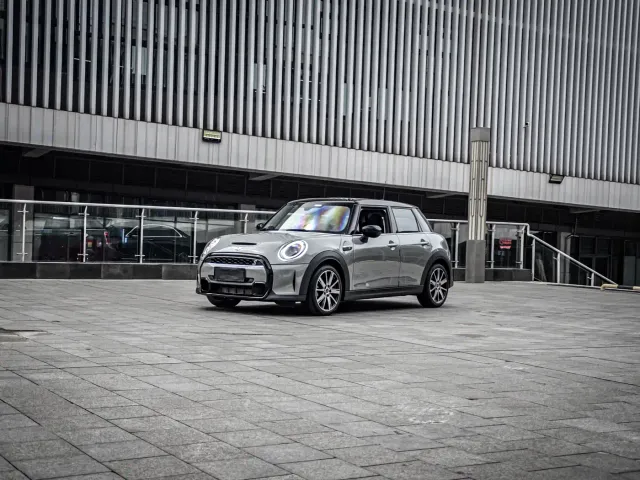 Фотография автомобиля — MINI Hatch