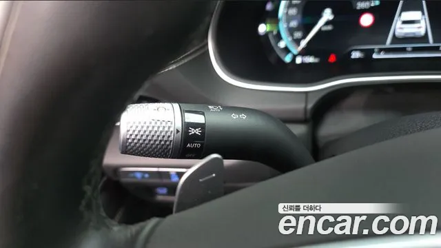 Genesis GV80 2.5T Бензин AWD — Фото автомобиля 18