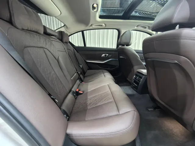 BMW i3 — Фото автомобиля 12