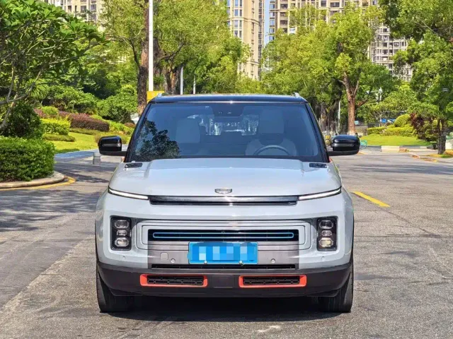 Geely ICON — Фото автомобиля 4