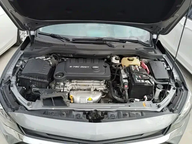 Chevrolet Monza — Фото автомобиля 19