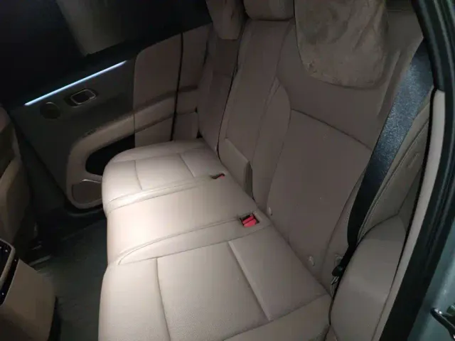 Li Auto i6 — Фото автомобиля 13