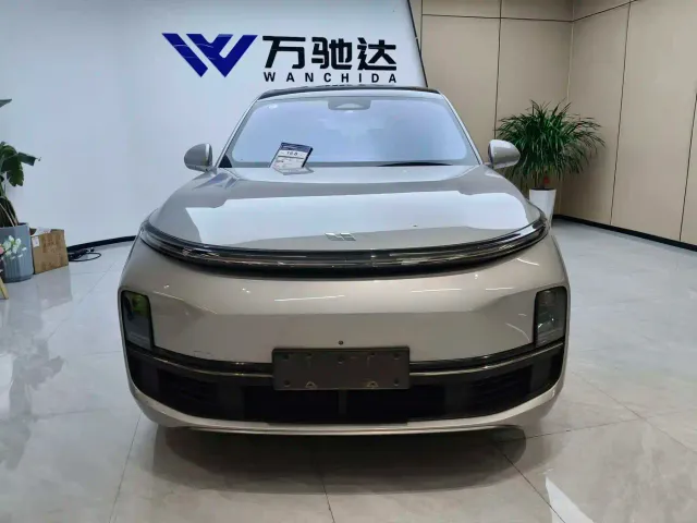 Фотография автомобиля — Li Auto L8