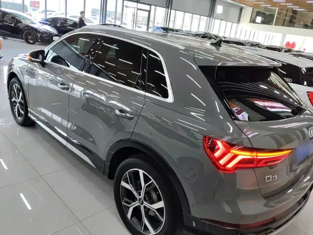 Audi Q3 — Фото автомобиля 4