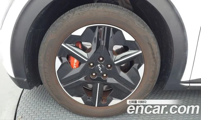 Kia EV6 — Фото автомобиля 5