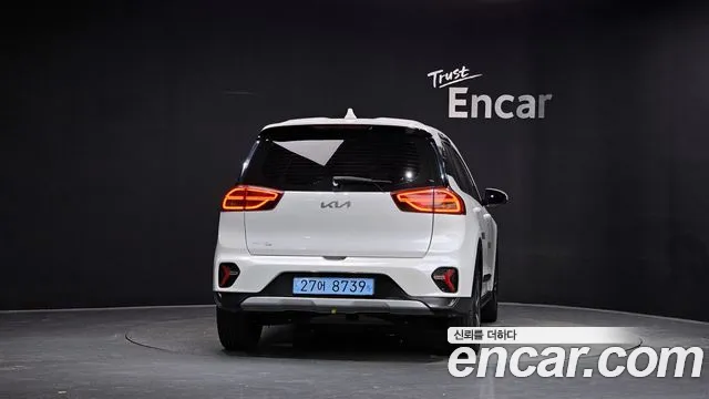 Kia Niro Niro Plus Earth — Фото автомобиля 4