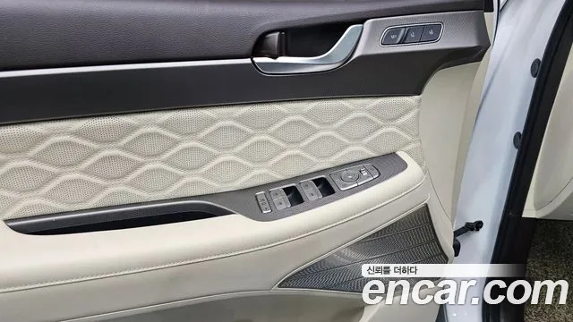 Hyundai Palisade Palisade Дизель 2.2 2WD — Фото автомобиля 18