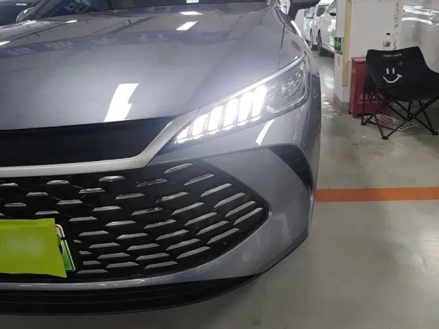 BYD Qin PLUS — Фото автомобиля 23