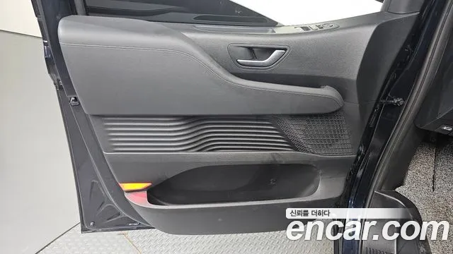 Hyundai Staria — Фото автомобиля 14