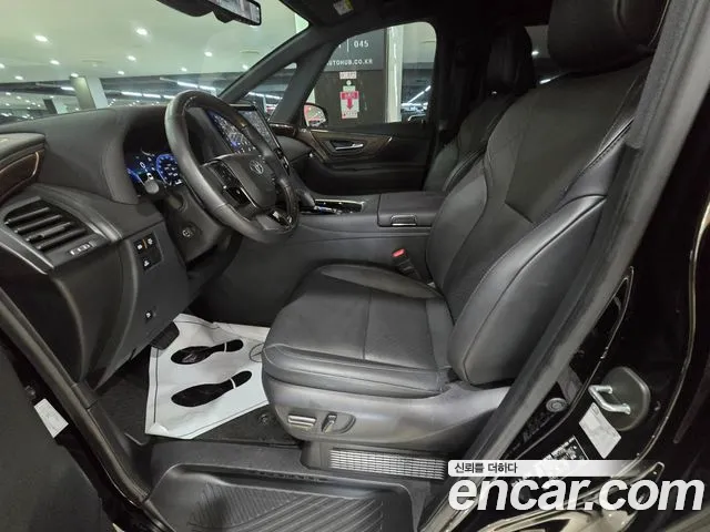 Toyota Alphard — Фото автомобиля 13
