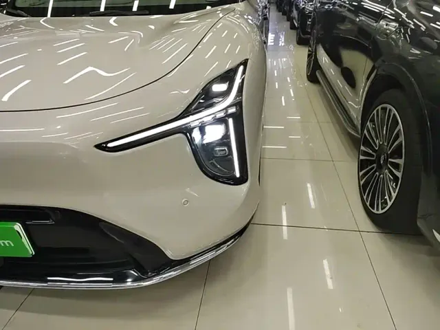 IM Motors LS6 — Фото автомобиля 23