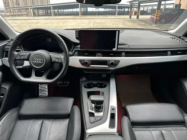 Audi A4L — Фото автомобиля 16