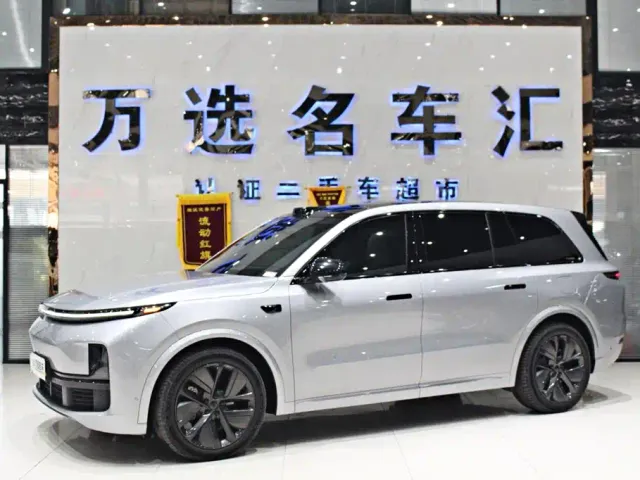 Li Auto L9 — Фото автомобиля 3