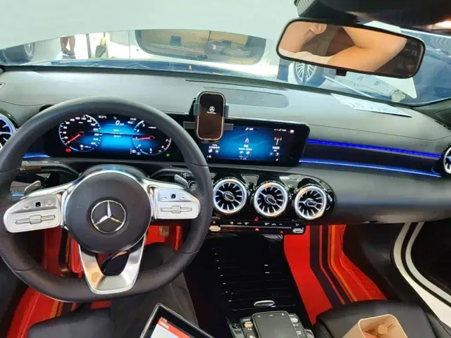 Mercedes-Benz A-Class — Фото автомобиля 9
