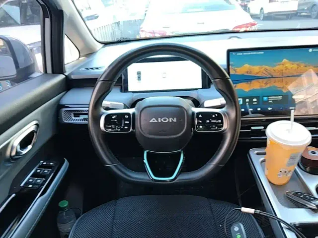 GAC Aion Y — Фото автомобиля 10